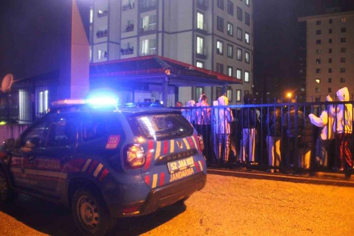 Ordu'daki kız öğrenci yurdunda 'asansör' paniği! Bütün öğrenciler kendilerini bahçeye attı, zor sakinleştirildiler G5