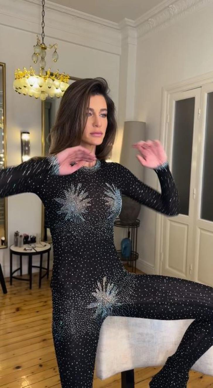 Berrak Tüzünataç fiziğine dair yorumlara isyan etti! "Memnunum kendimin bu halinden..." G4