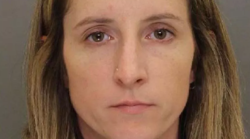 15 yaşındaki kız öğrencisiyle cinsel ilişkiye girdi! Susması için ailesiyle tehdit etti... 'Gizli sevgililik' teklif etmişti