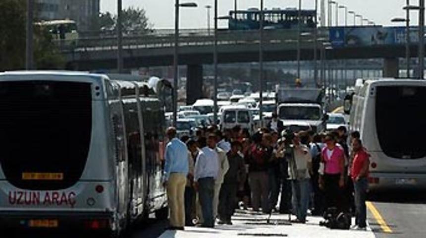 Metrob&uuml;se zam yok