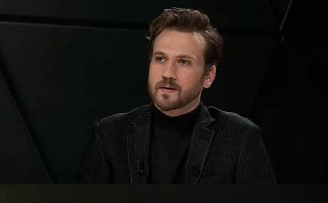 Aras Bulut İynemli 'Korkaklığından sustu' tepkilerine yanıt verdi! Candaş Tolga Işık sordu