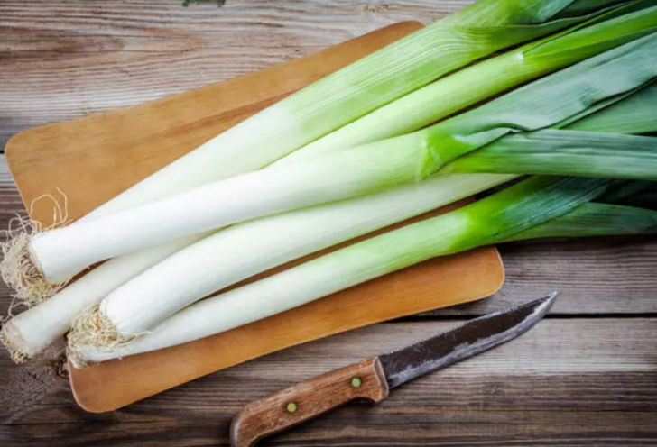 Bitkilerin profesöründen bin bir derde faydalı öneri: Tarih boyunca birçok hastalığa derman oldu! Duyan soluğu markette aldı G1