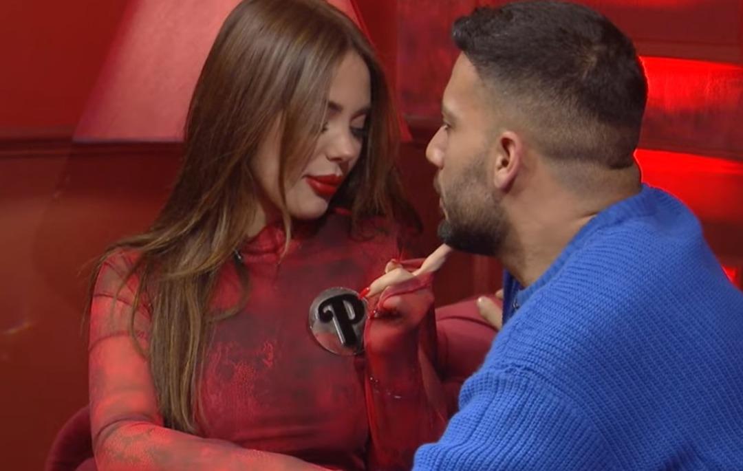 Kısmetse Olur Gizem ve Ferhat'ın o anları sosyal medyada g&uuml;ndem oldu! 'TikTok erotizmi olmuş'