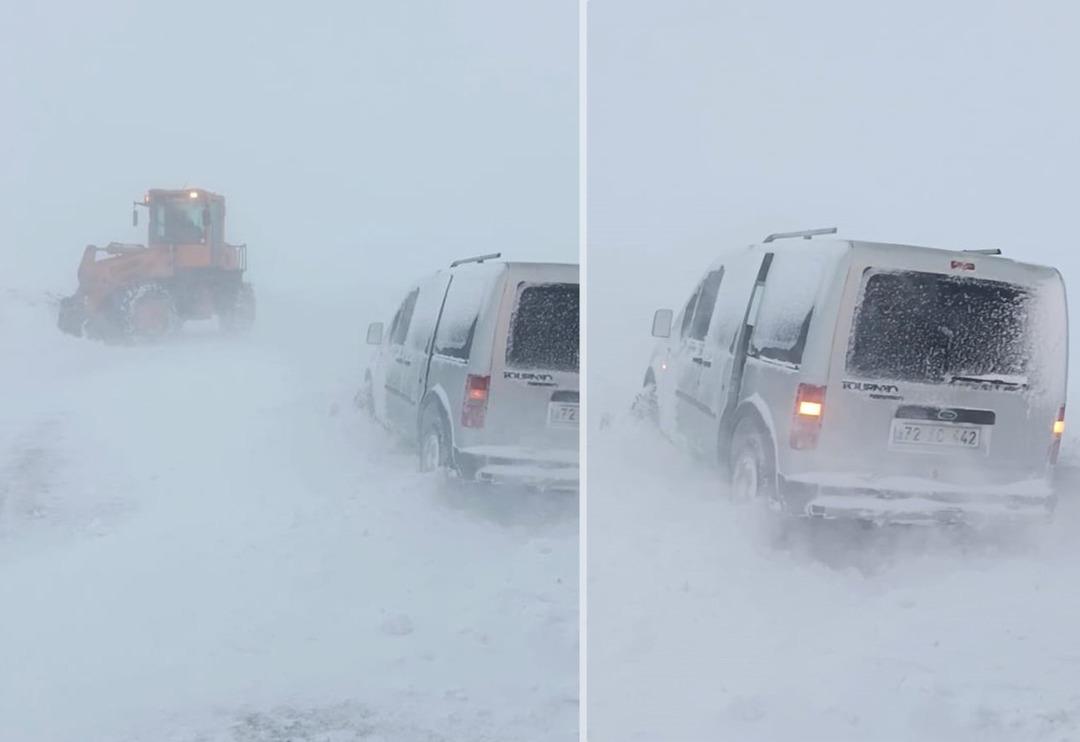 İstanbul&rsquo;da kar yağışı ihtimali i&ccedil;in son a&ccedil;ıklama geldi! Bu tarihlere dikkat, uzmanlar peş peşe a&ccedil;ıkladı! Yoğun tipide mahsur kaldılar&hellip; 