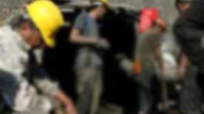 Maden ocağında g&ouml;&ccedil;&uuml;k: 1 &ouml;l&uuml;