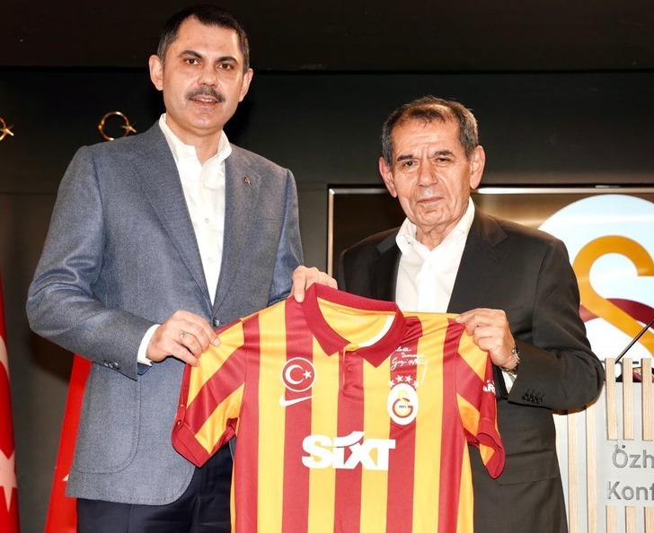 Dursun Özbek'ten Murat Kurum için övgü dolu sözler! Toplantıya damga vurdu... "Son derece eminim" diyerek açıkladı: İstanbul için bir şans! G3