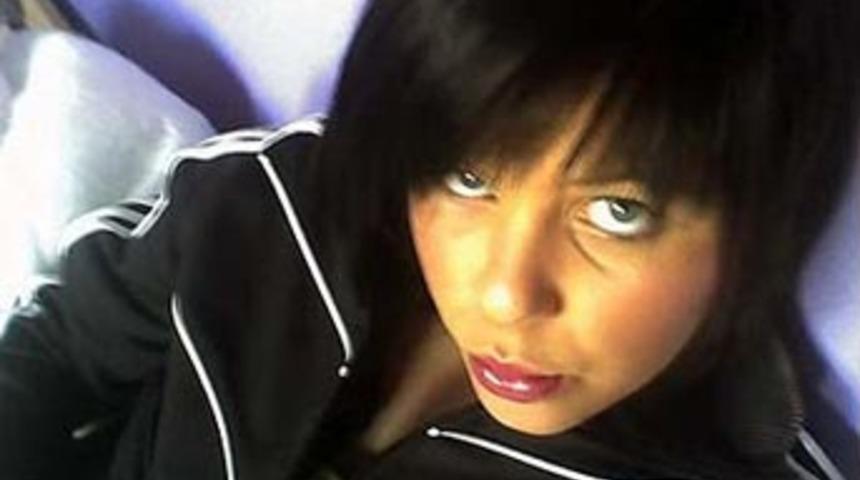 Kız arkadaşını yakarak &ouml;ld&uuml;rd&uuml;