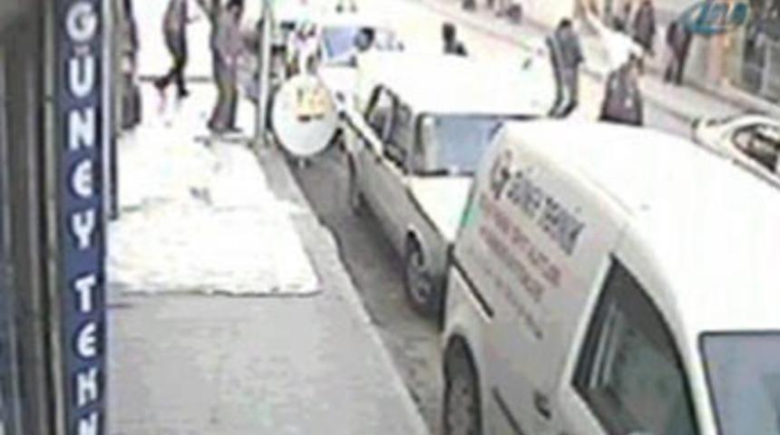 Bı&ccedil;aklanma anı kameralara takıldı