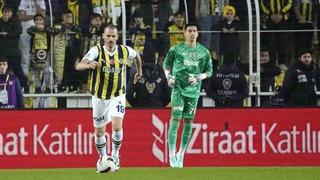 Bonucci Adanaspor karşısında Fenerbahçeli taraftarları adeta mest etti! Sosyal medya yıkılıyor