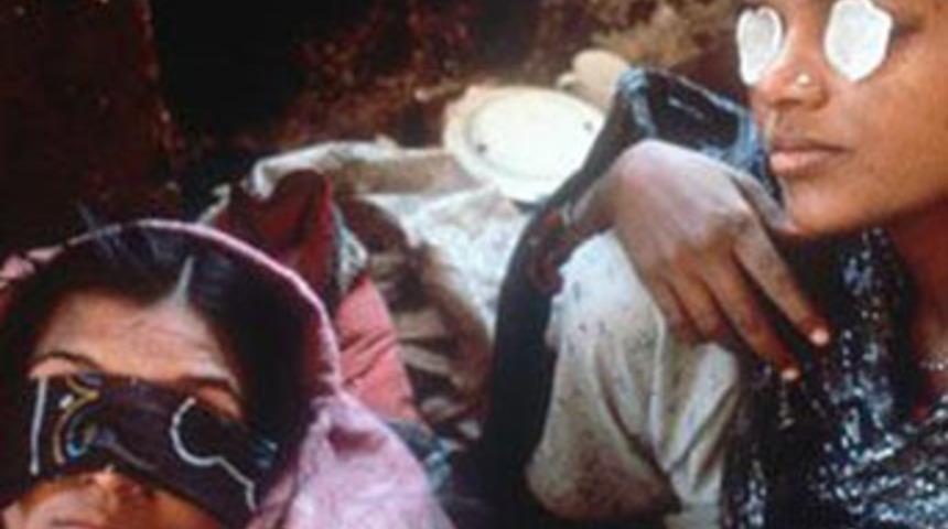 Otopsiyi yapan doktor da &ouml;l&uuml;yor