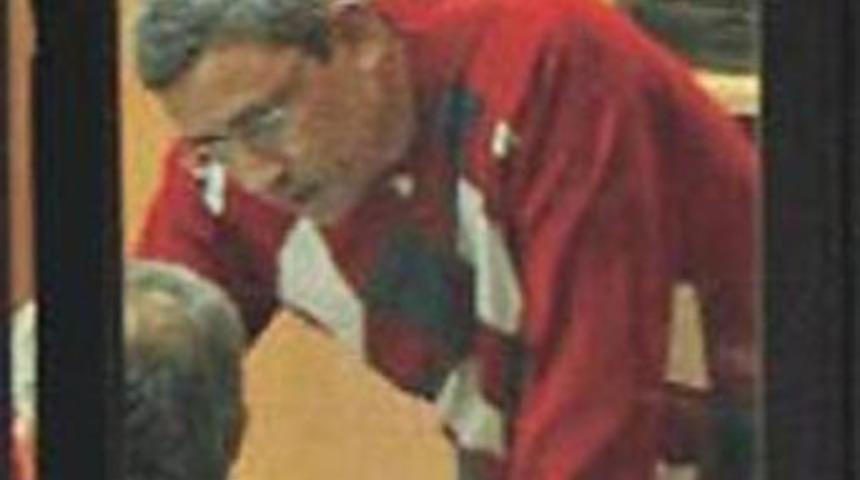 "Cebime kağıdı polisler koydu"