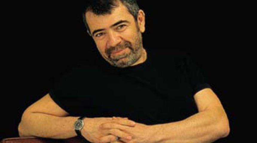 "Karınız sizi aldatıyor"