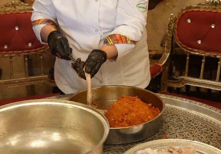 Belki de daha önce hiç yemediniz! Turistler o lezzete bayılıyor... Kışın yemeye doymuyorlar! Mumbar dolması neyden, nasıl yapılır? G4