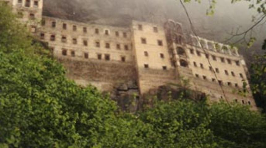 88 yıl sonra ilk ayin