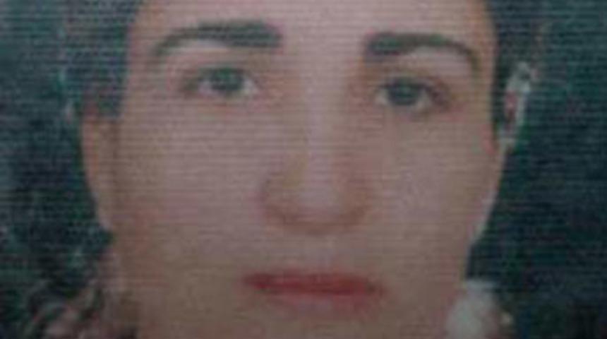 Sevgiliye cep telefonu uğruna &ouml;ld&uuml;r&uuml;ld&uuml;!