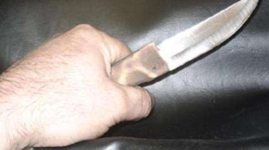 Karyolanın altına bakıp, dehşet sa&ccedil;tı