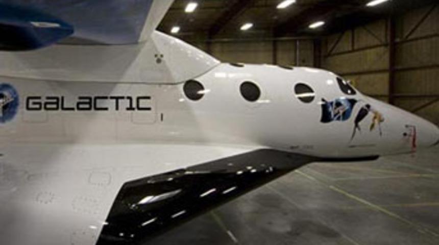D&uuml;nyanın ilk ticari uzay aracı