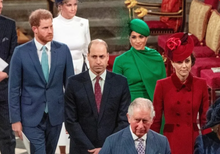 İngiltere Kraliyet Ailesi'nin üzerinde kara bulutlar dolaşıyor! Kate Middleton'un ardından Kral Charles da hastanelik oldu... Kral Charles'ın yerine kim bakacak? G5