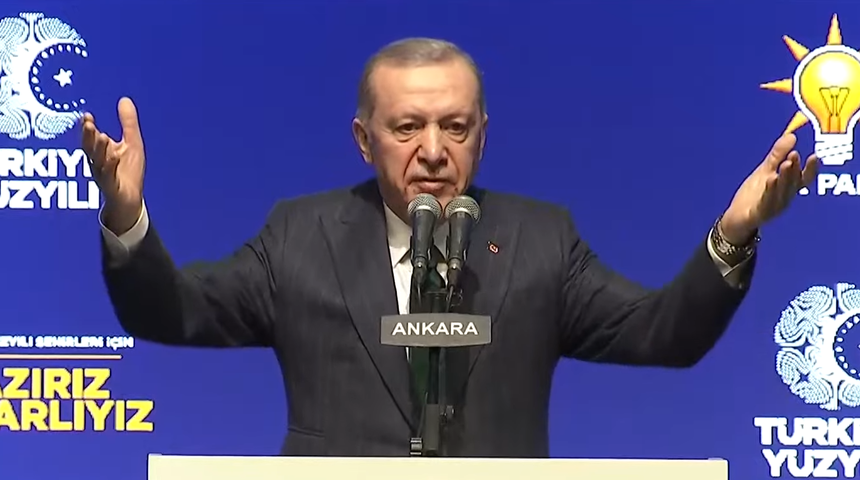 SON DAKİKA | Meclis'teki bayrak polemiği gündem olmuştu! Erdoğan'dan CHP'li Ali Mahir Başarır'a tepki: O sizin cibilliyetinizde var!