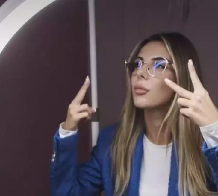 Esra Akman'ın kardeşi 11. kattan düştü! Özlem Akman'ın düşme sonrası anı kameraya kaydedildi! Kan donduran anlar G4