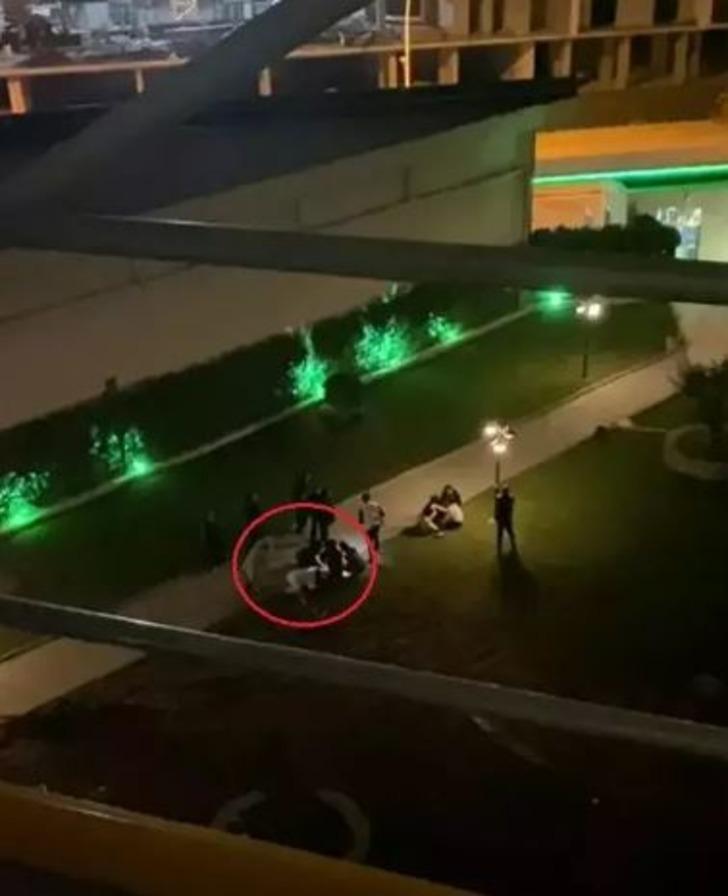 Esra Akman'ın kardeşi 11. kattan düştü! Özlem Akman'ın düşme sonrası anı kameraya kaydedildi! Kan donduran anlar G1