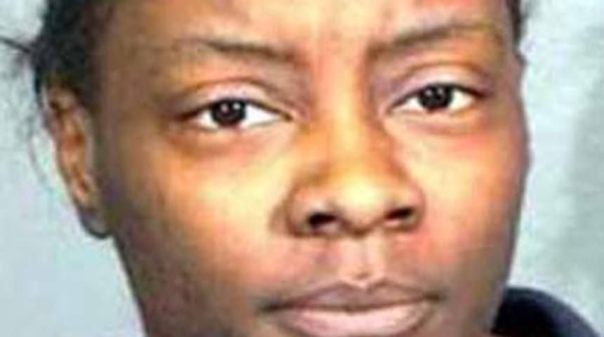 Hamile kadına g&ouml;r&uuml;lmemiş vahşet!