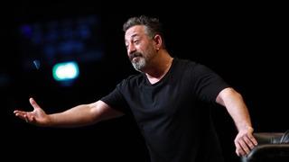 Yeni gösterisinin bilet fiyatları gündemdeydi! Cem Yılmaz isyan etti! 'Beni germeyin'