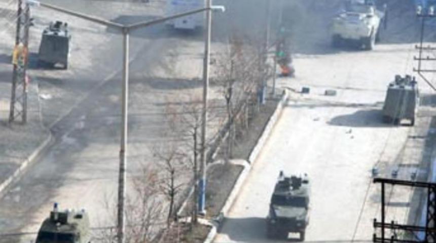 Y&uuml;ksekova ve Doğubayazıt karıştı