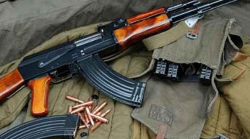 Okmeydanı'nda kaleşnikoflu kavga