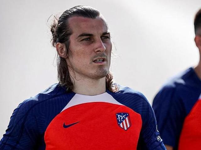 Fenerbahçe taraftarının gözü kulağı bu haberdeydi, Atletico Madrid Çağlar Söyüncü'yü resmen açıkladı!