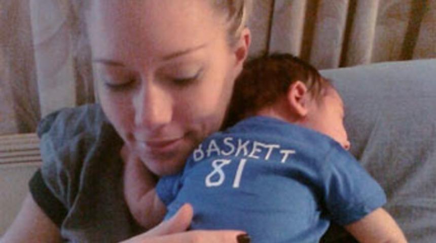 Tavşan kızın yavrusu!