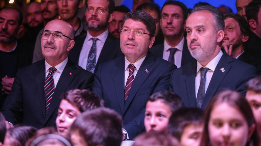 Adalet Bakanı Tunç, Alper Gezeravcı'nın uzay yolculuğunu Bursa'da takip etti: