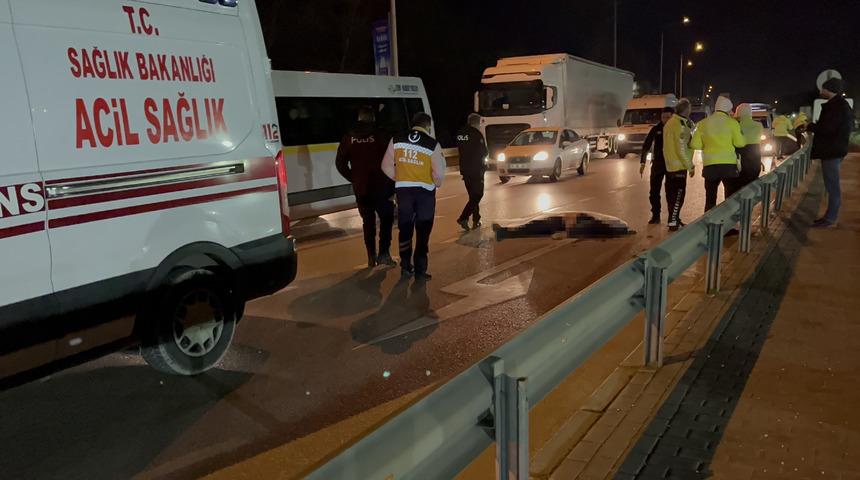 Bursa'da devrilen motosikletin sürücüsü öldü