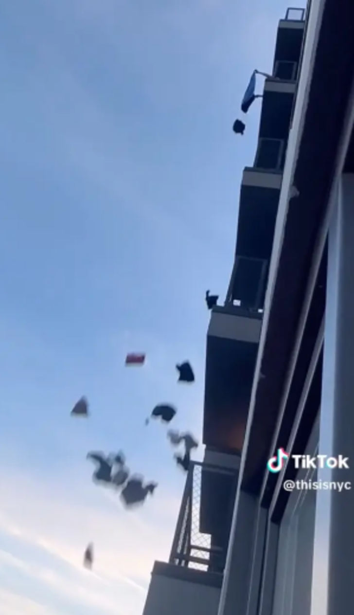 Erkek arkadaşını aldatırken yakaladı! İntikamını böyle aldı... O anlar sosyal medyada gündem yaratmayı başardı G2