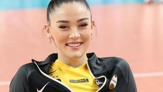 Zehra Güneş davet tarzıyla olay oldu! Saçı, makyajı ve kıyafetiyle geceye damga vurdu! 'Dünyanın en güzel kızı' 