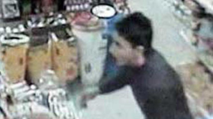 Yurttan ka&ccedil;tı, &ccedil;atışmada &ouml;ld&uuml;!