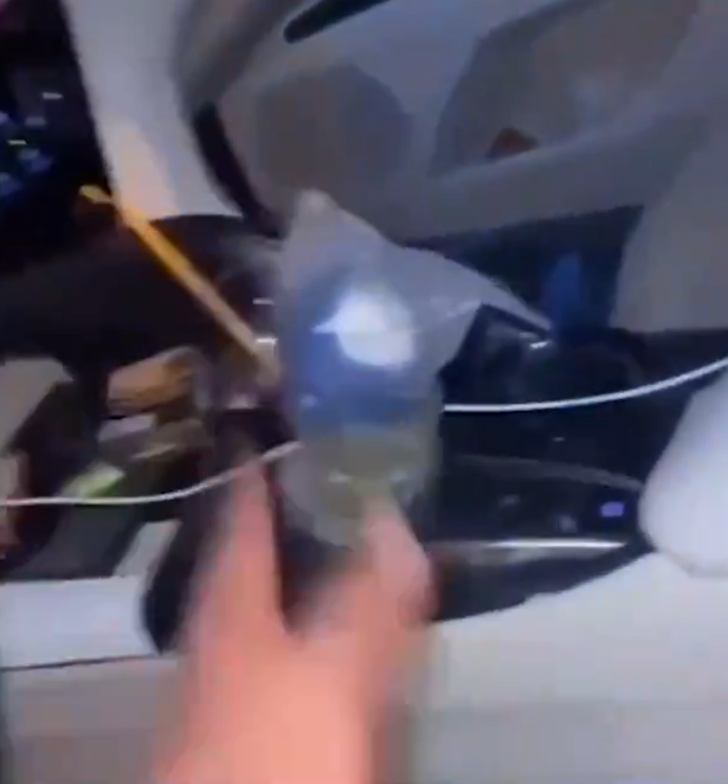 Gözünün önünde korkunç kaza! Sigorta parası için aracı vitese alıp duvara vurmasını sağladı... İzleyenler inanamadı G1