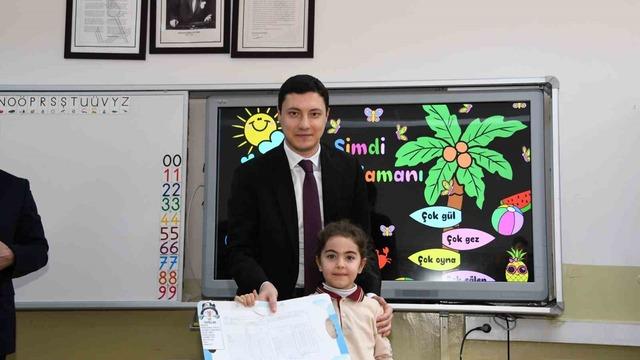 Gümüşhane’de 18 bin 349 öğrenci karne alarak yarıyıl tatiline girdi