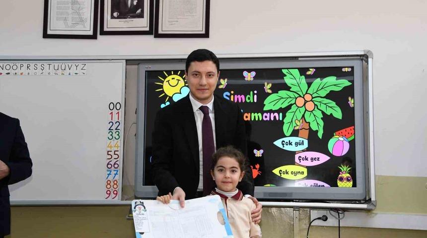 Gümüşhane’de 18 bin 349 öğrenci karne alarak yarıyıl tatiline girdi