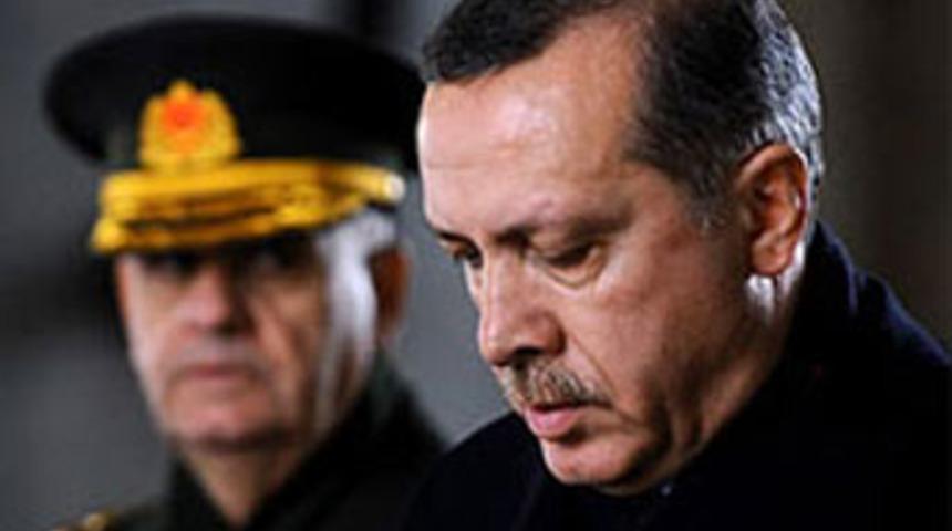 H&uuml;k&uuml;metle asker yine karşı karşıya