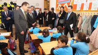 Antalya, Muğla, Isparta ve Burdur'da öğrenciler karnelerini aldı