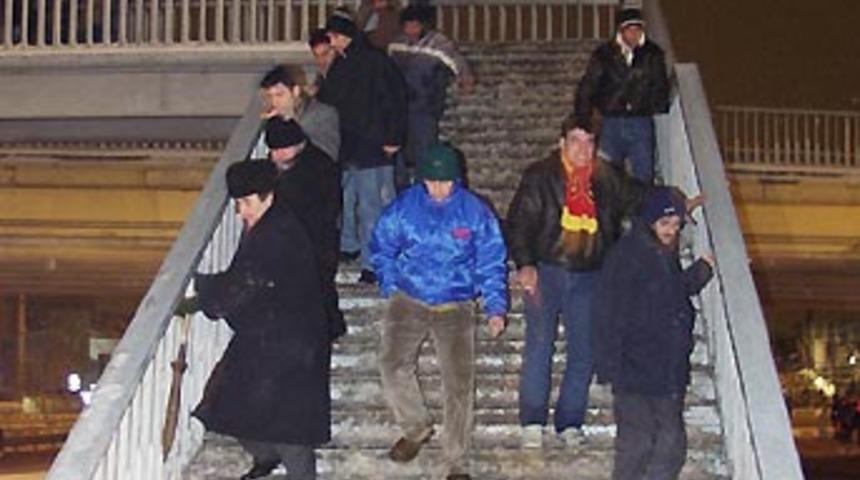 Karlı ve buzlu havada y&uuml;r&uuml;me teknikleri