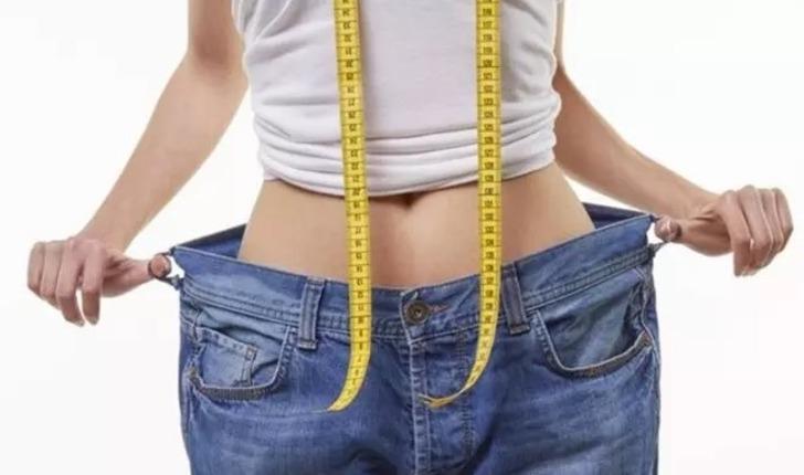 Göğüslerin sarkmasına neden oluyor! Bunları asla yapmayın... 5 yanlış alışkanlığı değiştirerek kurtulabilirsiniz G2