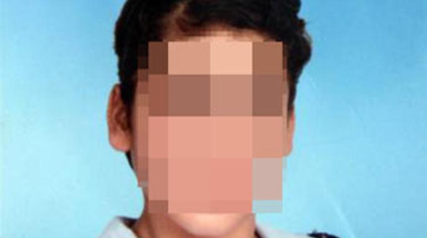 12 yaşındaki kıza tecav&uuml;z ettiler