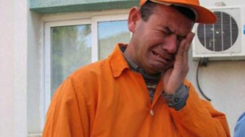 İş&ccedil;iler g&ouml;zyaşlarına boğuldular