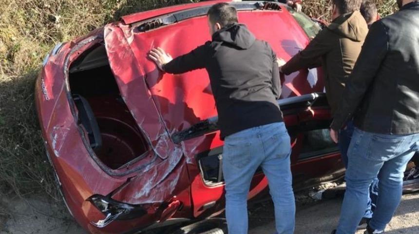 Otomobil takla atarak durabildi; 1 yaralı