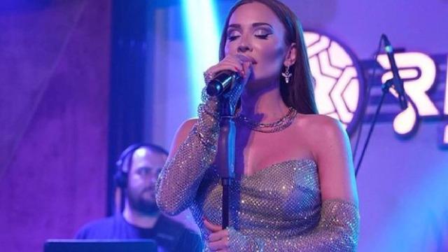 Şarkıcı Şimal'in kanseri yendikten sonra beyninde tümör tespit edilmişti... 8 saat süren beyin ameliyatının ardından ilk fotoğraf geldi