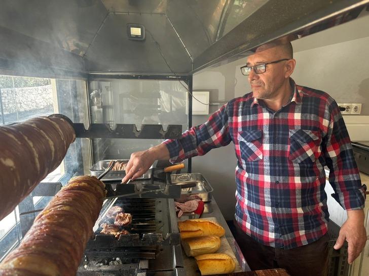 Bir haftalık tatil diye geldi... Ömür boyu tatile dönüştü! Yakınlarını da yanına aldı G2