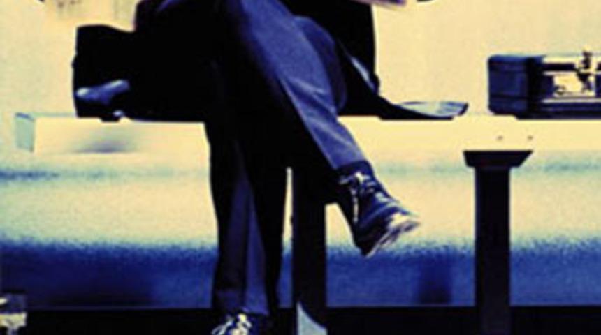 Bacak bacak &uuml;st&uuml;ne atmadan 2 kere d&uuml;ş&uuml;n&uuml;n