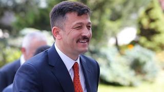 AK Parti'nin İzmir Büyükşehir Belediye Başkan adayı Hamza Dağ seçim şarkısını paylaştı!